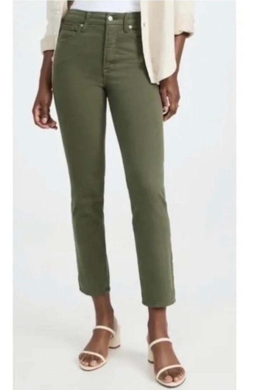 Good American classic high rise straight jean size 12/31 in fern green